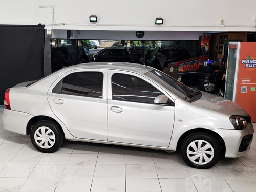 Imagem 10 de 12 de Toyota Etios Sedan X 1.5 (flex)aut. 2019