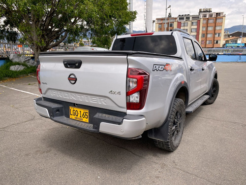 Nissan Frontier 2.5 Pro4X 4X4 At