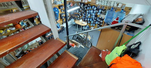 Local Excelente Ubicación A Pasos De Av. Alameda