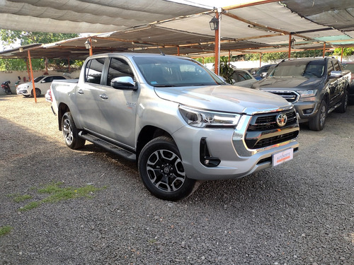 Toyota Hilux 2.8 Cd Srx 177cv 4x4 At