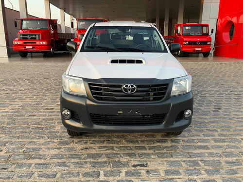 Toyota Hilux 3.0 Cab. Simples 4x4 2p 2015