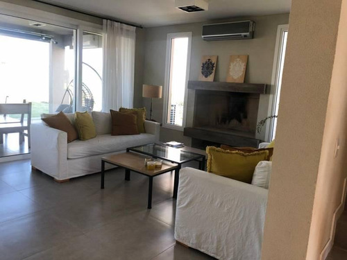 Imagen 18 de 24 de Casa En Venta En Castaños - Nordelta