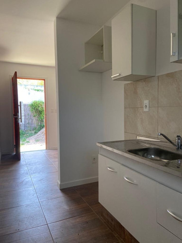 Imagen 4 de 9 de Casa A Estranar En Zona Privilegiada A 3 Cuadras De La Playa