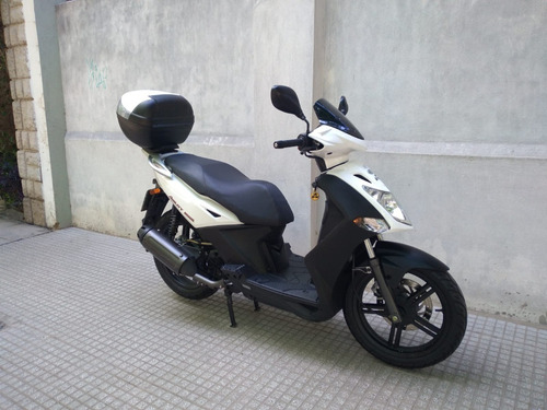 Imagen 15 de 18 de Kymco Agility 200 Inyeccion 5500km Excelente Estado !!!