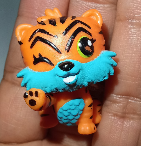 Figura Hatchimals Tigrette Tigre Anaranjado (Usado)