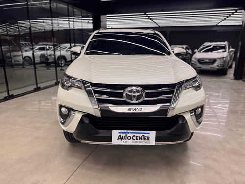 Toyota Hilux SW4 SW4 SRX 4x4 2.8 TDI 16V Dies. Aut.