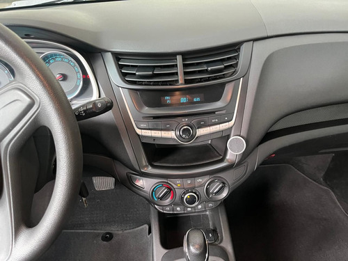 Chevrolet Aveo 1.5 Ls At