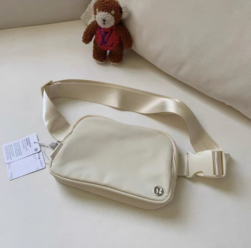 Lululemon Everywhere - Bolsa Para Cinturón (1 L) Color Beige