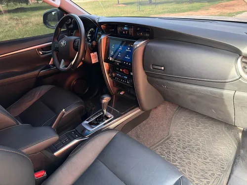 Toyota Fortuner Srv 2023 Único Dueño Como Nueva