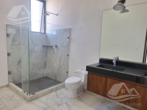 Casa En Venta En Lagos Del Sol Cancun