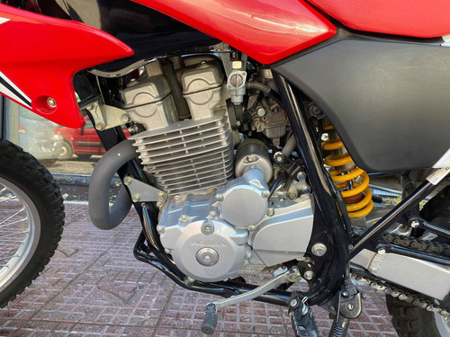 Honda Tornado 250 Año 2018 Con 800 Km Auto Classic