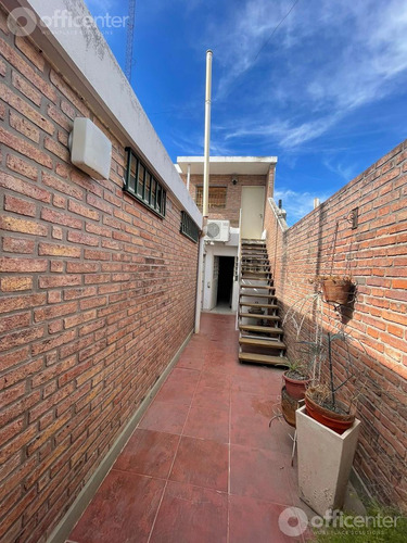 Casa En Alquiler - Cerro De Las Rosas - Zona Norte
