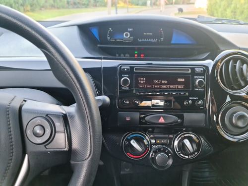 Toyota Etios 1.5 Xs 2016