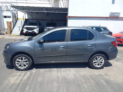 Imagen 7 de 15 de Renault Logan Privilege