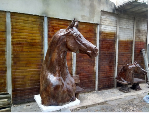 Cavalo Estatua