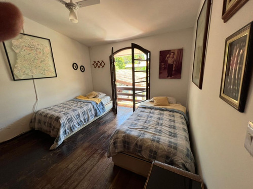 Imagem 6 de 11 de Hl-255 Casa Com 4 Quartos E Área De Lazer Completa.