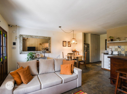 Casa 1 Dormitorio-j.j Paso 8400-rosario Fisherton | Venta