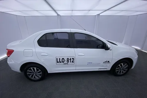 Renault Logan 1.6 Intens Mt