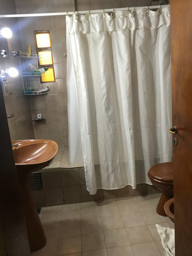 Imagen 17 de 18 de Casa - Venta - La Tablada - 6 Ambientes - Dos Plantas