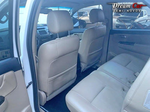 Toyota Hilux Sw4 Srv D4d 3.0 Branco 2014
