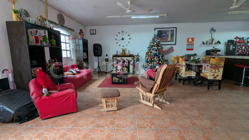 Local Comercial Con Casa Habitación En Venta, Col. Centro, Mazatlán, Sinaloa.
