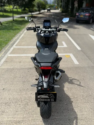 Honda Axadv