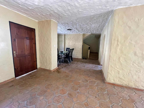 Imagen 8 de 14 de Oportunidad. Se Vende Hermoso Townhouse 212m2 Obra Blanca
