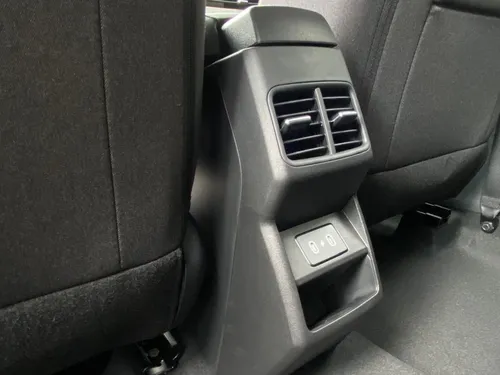 Kia K3 Cross 1.6 Zenith