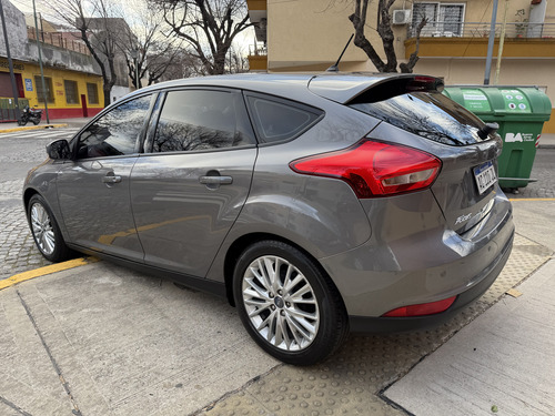 Ford Focus III 1.6 S