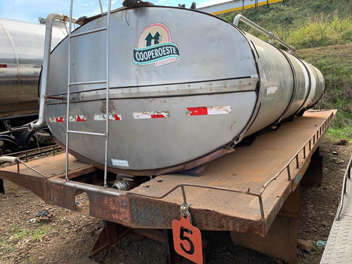 Imagem 1 de 9 de Tanque Rodoviário Padrão Água