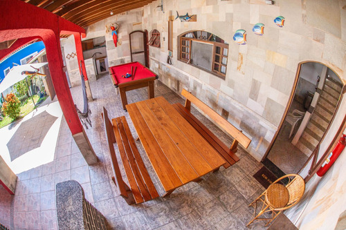 Casa De Temporada Com Piscina E Playground, Próximo À Praia