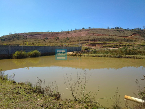 Imagem 1 de 15 de Edinaldo Santos - Bairro Igrejinha, Granja De 1.750 M2 Com Grande Lago - 1039