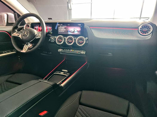 Mercedes-Benz Clase GLA 1.3 Gla200 Progressive 163Cv