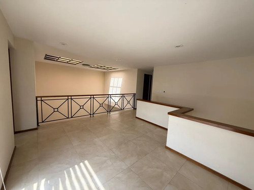 Casa En Venta Modelo Cibeles, Fracc. Bosque De Las Fuentes, Calimaya A 15 Min De Metepec