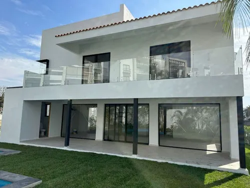 Casa Nueva En Venta En Club De Golf Paraiso Cuntry Club, Emiliano Zapata Morelos.