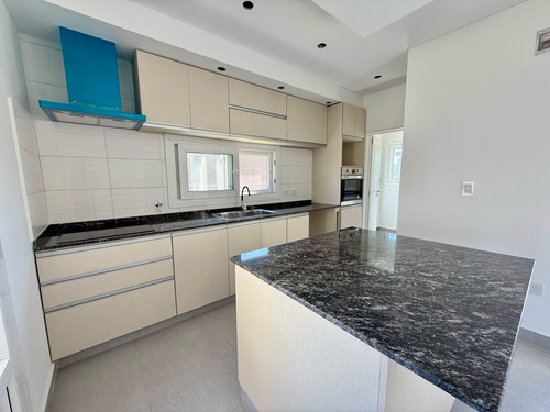 Casa En Una Planta En Venta En Barrio Privado San Felipe, Canning. Oportunidad!!!