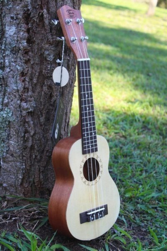 Imagem 3 de 5 de Ukulele Hawaii Concert Jukl001