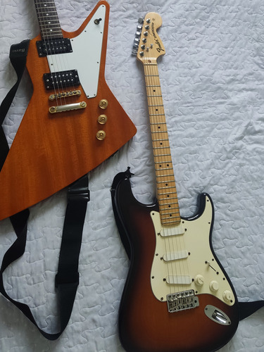 Guitarra Fender Stratocaster American Special 