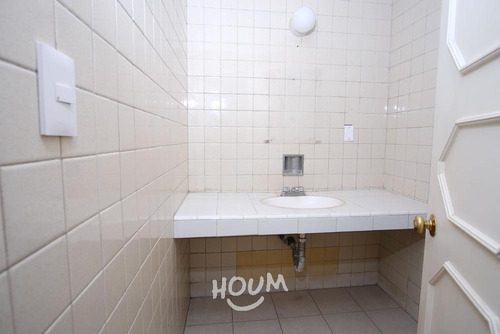 Casa En Lomas De Chapultepec, Miguel Hidalgo Con 3 Recámaras, 290 M², Id: 141682