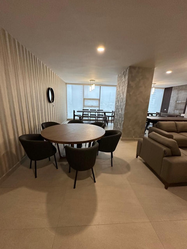 Departamento En Renta En Santa María En Monterrey