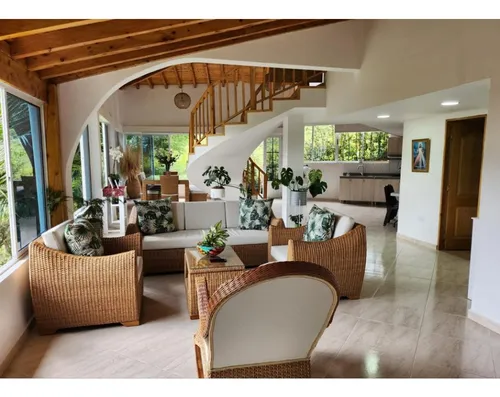 Venta De Finca En El Peñol Vereda La Helida