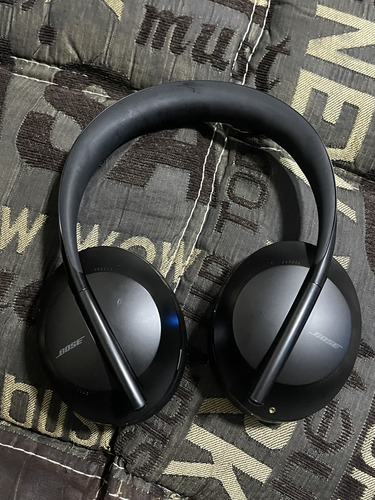 Bose 700 Noise Cancelling Headphones Color Negro (Usado)