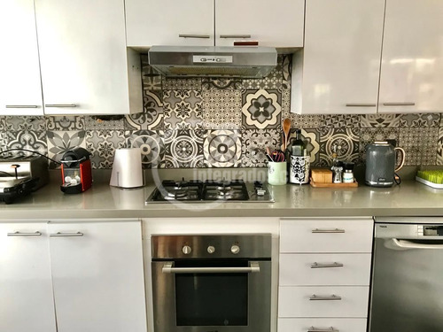 Casa En Venta De 5 Dorm. En Lo Barnechea