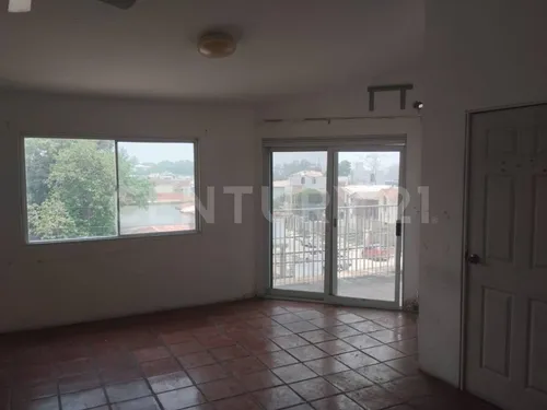 Casa En Venta En Col. Lomas De Chairel
