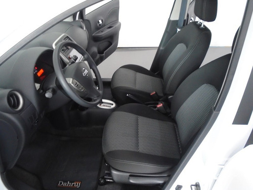 Nissan March 1.6 16v Sv Cvt (flex)