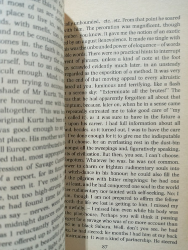 Heart Of Darkness Joseph Conrad Penguin Classics (Usado)