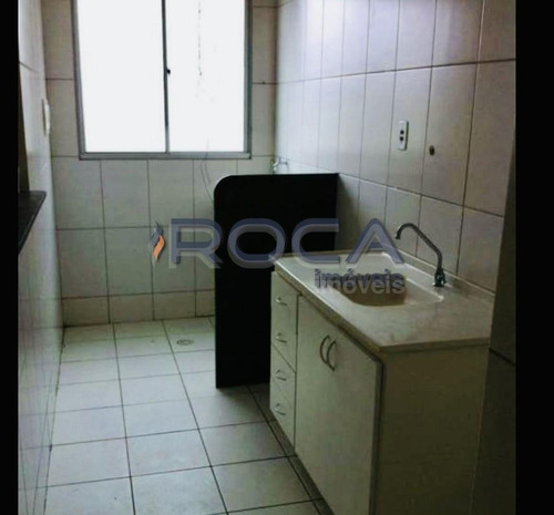 Venda De Apartamentos / Padrão Na Cidade De São Carlos 24998