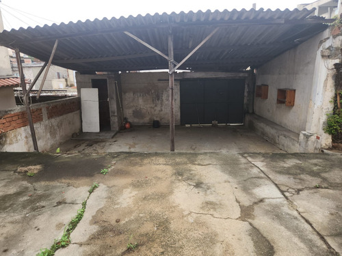 Casa Humilde Em Paiol De Pólvora - Nilópolis Rj