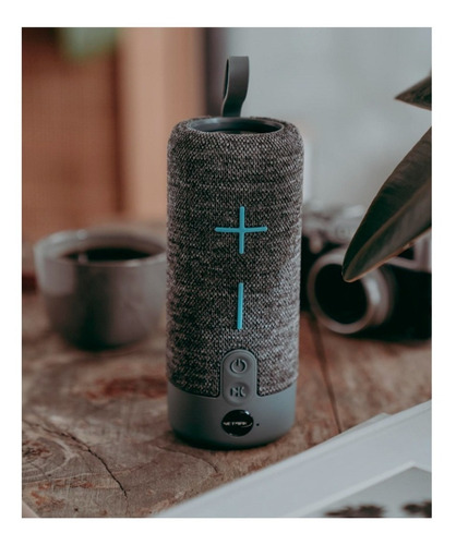 Imagen 7 de 10 de Parlante Bluetooth Portatil Gris Radio Micro Sd Manos Libres