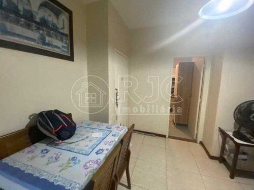 Imagem 4 de 20 de Varanda Quarto E Sala Com Dependência Revertida